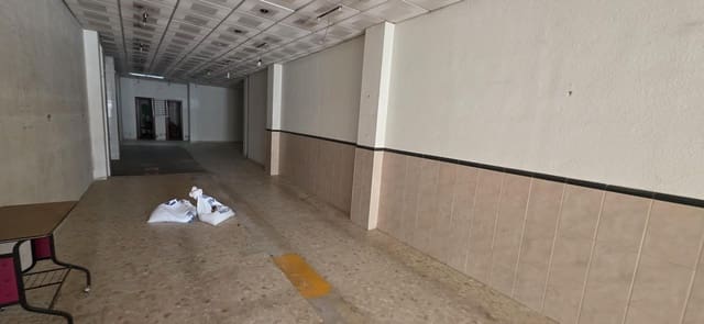 Commercial for sale in Gibraleón - € 90,000 (Ref: 9846188)