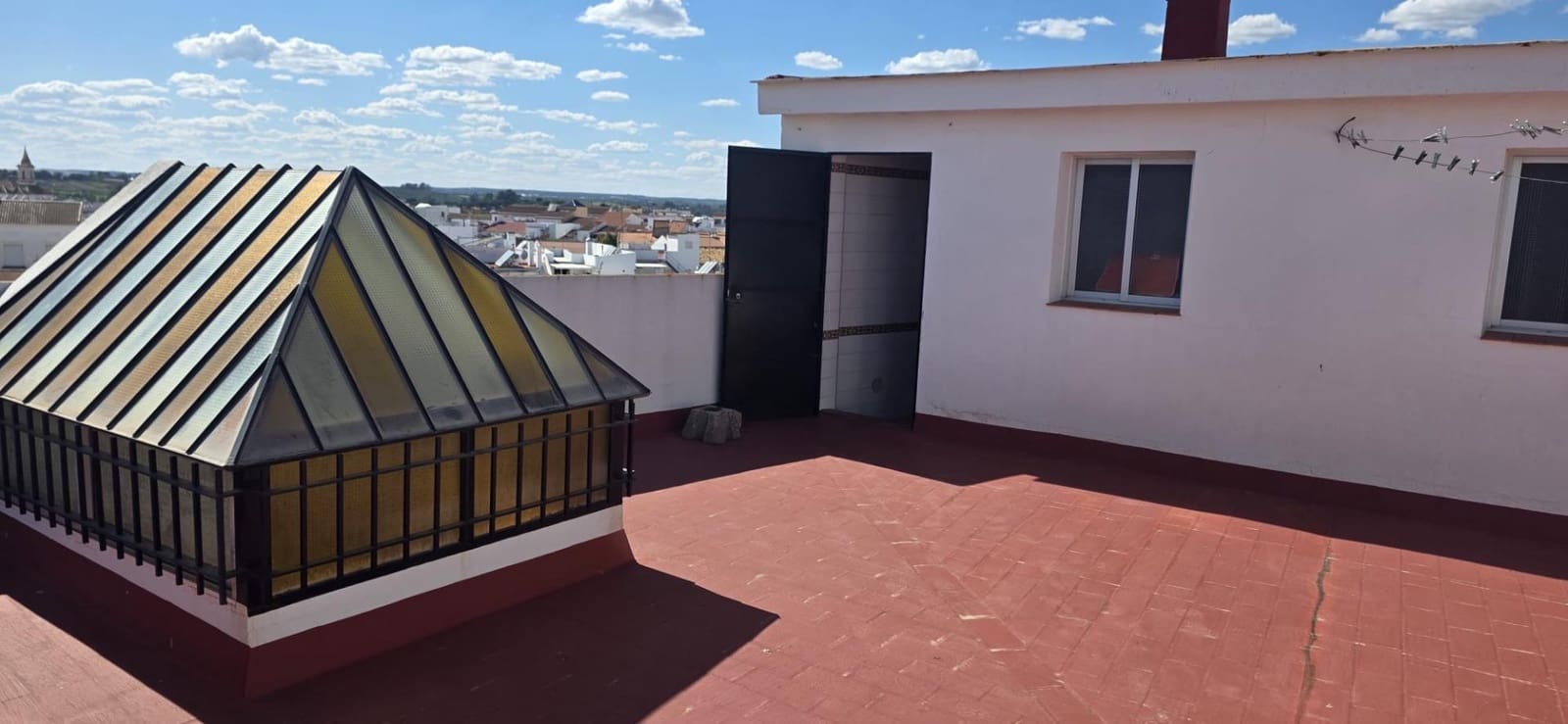 Piso de 3 habitaciones en Gibraleón en venta - 116.000 € (Ref: 9846189)