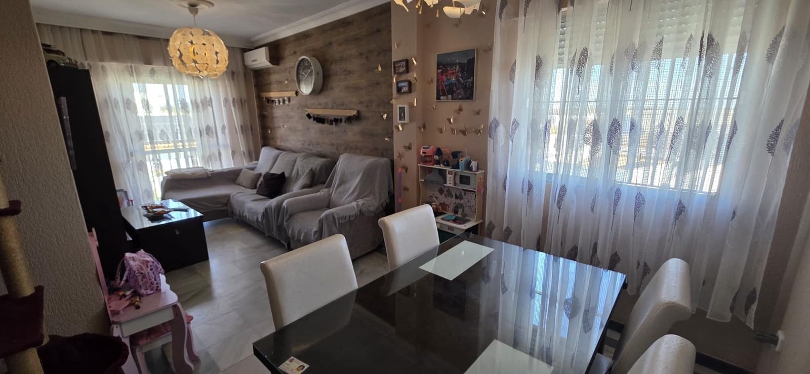 Piso de 3 habitaciones en Gibraleón en venta - 116.000 € (Ref: 9846189)