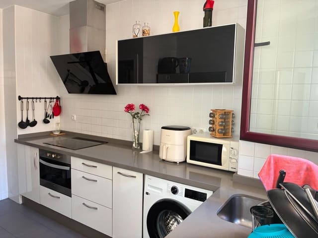3 bedroom Terraced Villa for sale in Gibraleón with garage - € 249,990 (Ref: 9936352)