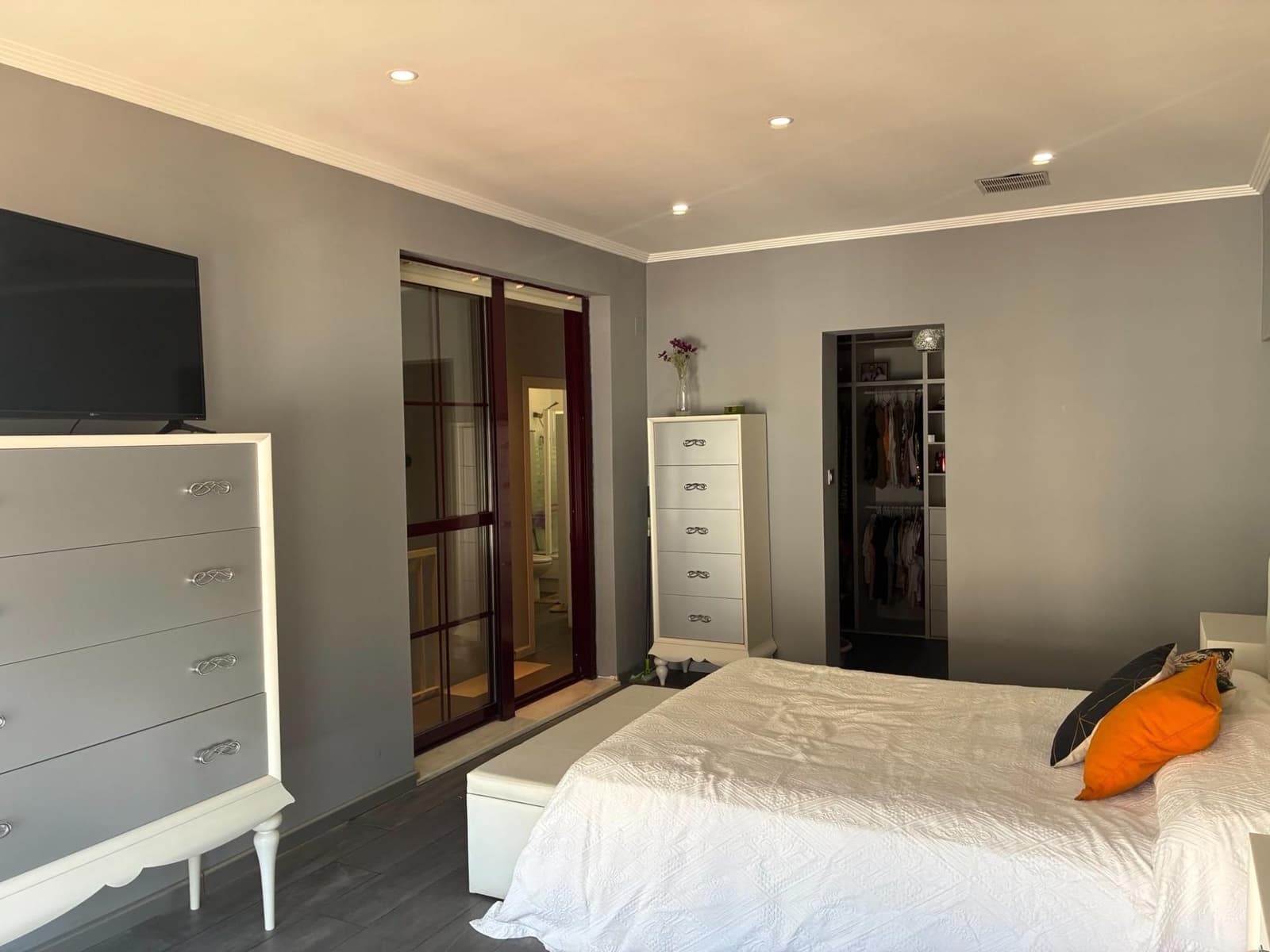 3 bedroom Terraced Villa for sale in Gibraleon with garage - € 249,990 (Ref: 9936352)