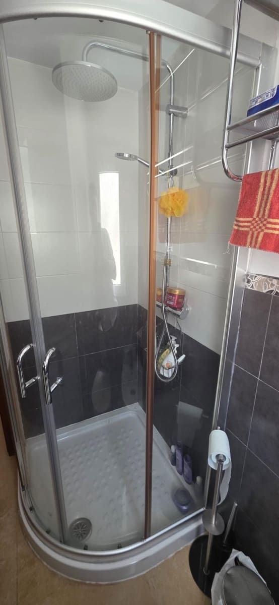 3 makuuhuone Asunto myytävänä paikassa Huelva kaupunki - 99 000 € (Ref: 9966626)