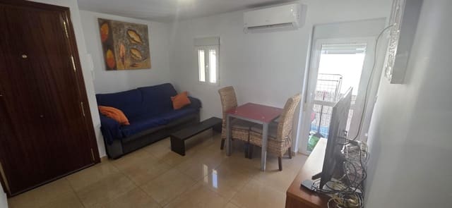 3 makuuhuone Asunto myytävänä paikassa Huelva kaupunki - 99 000 € (Ref: 9966626)