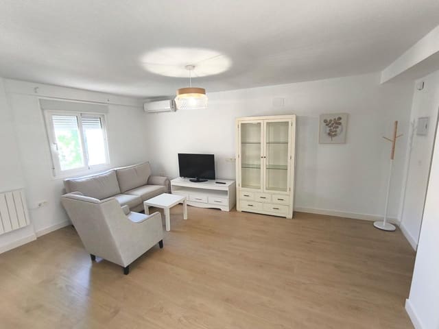 Piso de 3 habitaciones en Huelva ciudad en alquiler - 1.100 € (Ref: 9966627)