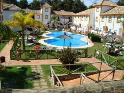 2 Zimmer Wohnung zu verkaufen in Lepe mit Pool Garage - 251.900 € (Ref: 9967790)