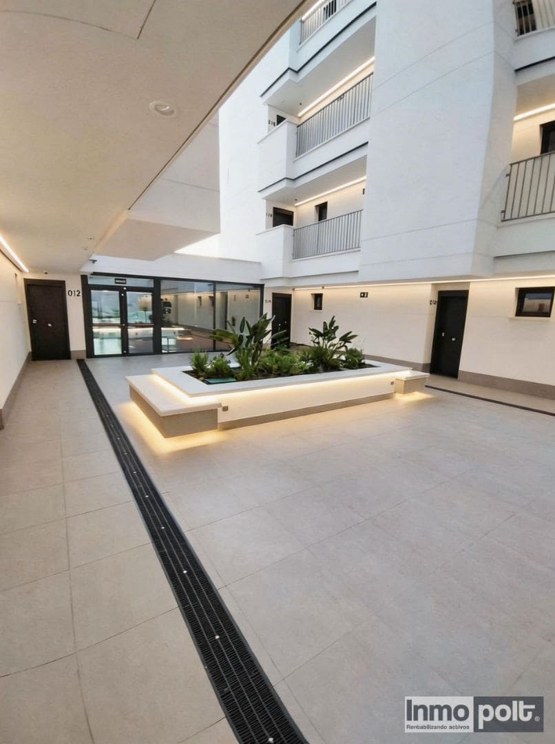 2 bedroom Apartment for rent in Murcia city with pool - € 960 (Ref: 9691549)