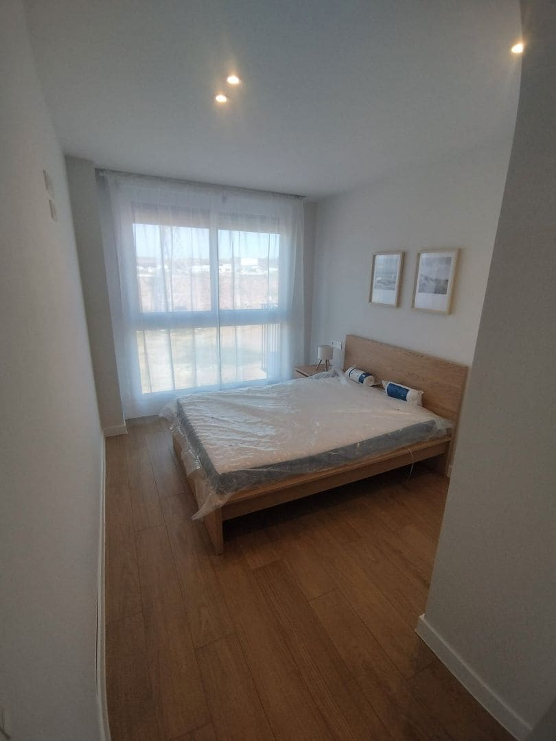 2 bedroom Apartment for rent in Murcia city with pool - € 960 (Ref: 9691549)