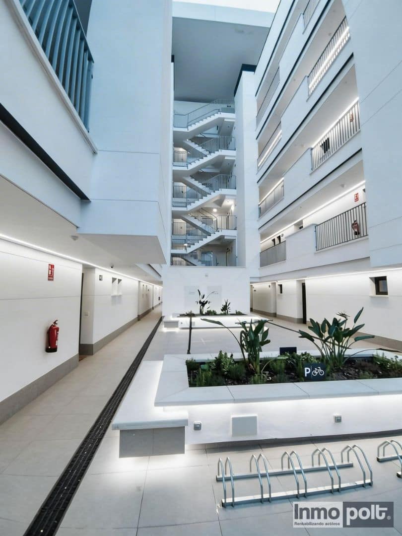 2 bedroom Apartment for rent in Murcia city with pool - € 960 (Ref: 9691549)