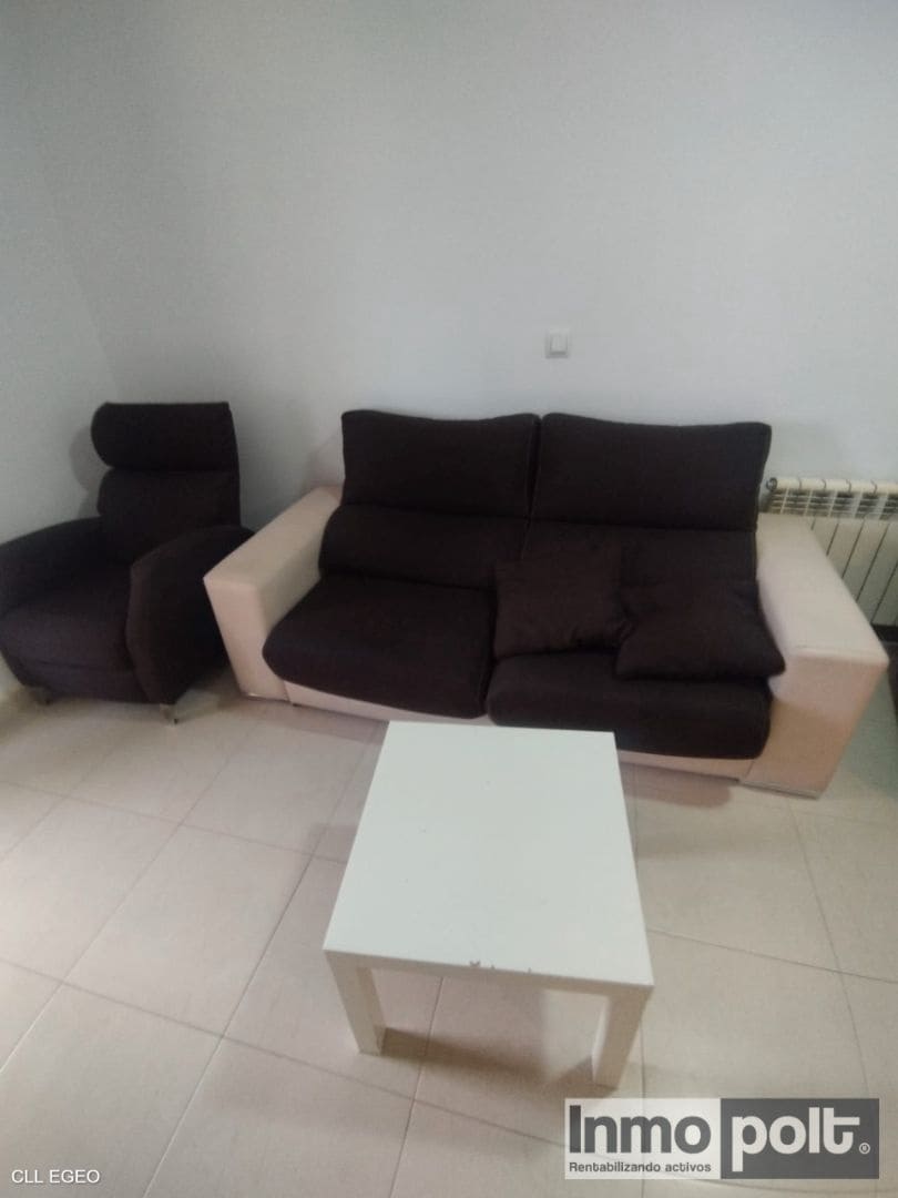 2 bedroom Flat for sale in Murcia city with pool garage - € 150,000 (Ref: 9691553)