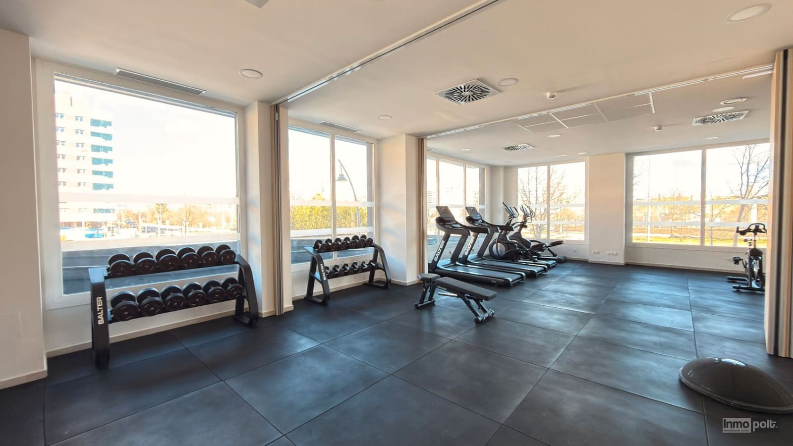 Appartement de 2 chambres à louer à Tres Cantos avec piscine garage - 1 500 € (Ref: 9691556)