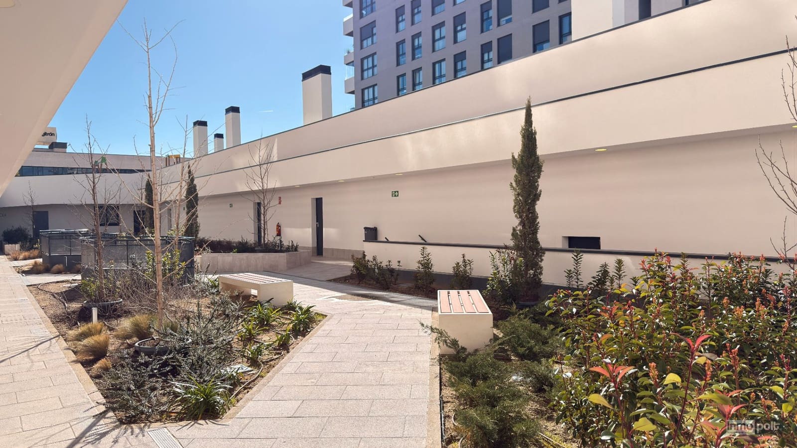 Appartement de 2 chambres à louer à Tres Cantos avec piscine garage - 1 500 € (Ref: 9691556)