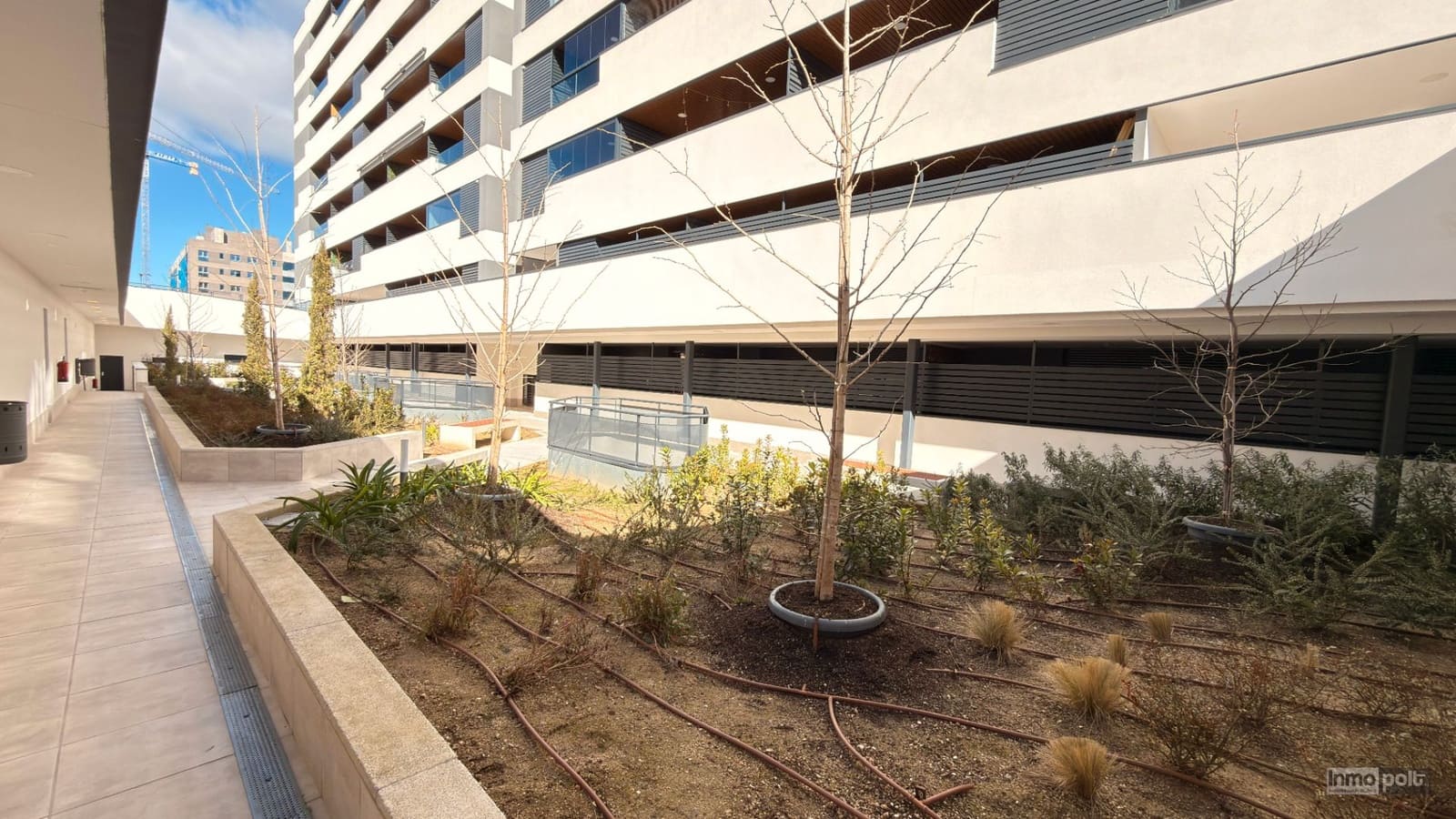 Appartement de 2 chambres à louer à Tres Cantos avec piscine garage - 1 500 € (Ref: 9691556)