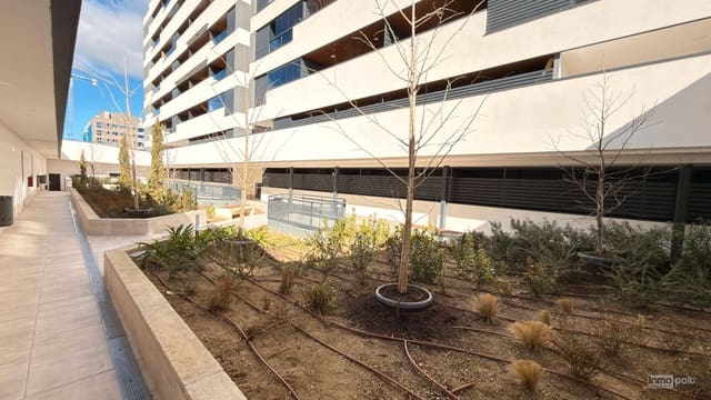 Appartement de 2 chambres à louer à Tres Cantos avec piscine garage - 1 500 € (Ref: 9691556)