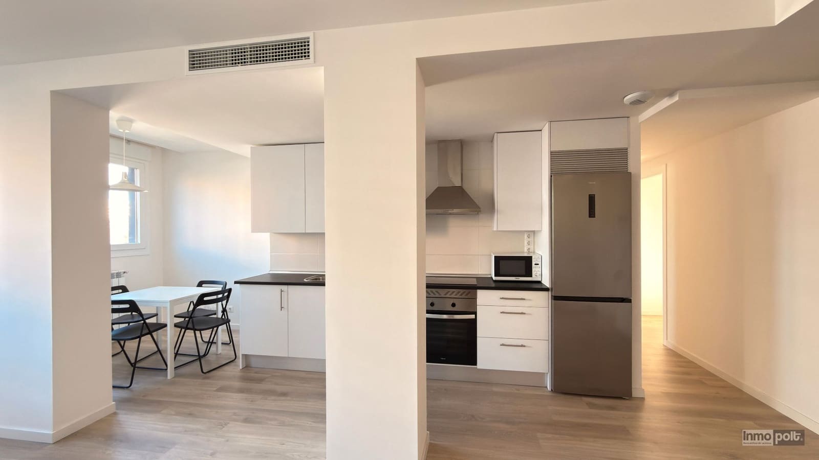 Appartement de 2 chambres à louer à Tres Cantos avec piscine garage - 1 500 € (Ref: 9691556)