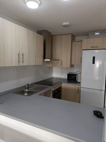 2 bedroom Penthouse for rent in Torre-Pacheco with pool - € 650 (Ref: 9691558)