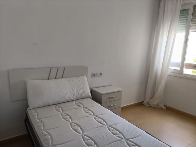 2 bedroom Penthouse for rent in Torre-Pacheco with pool - € 650 (Ref: 9691558)