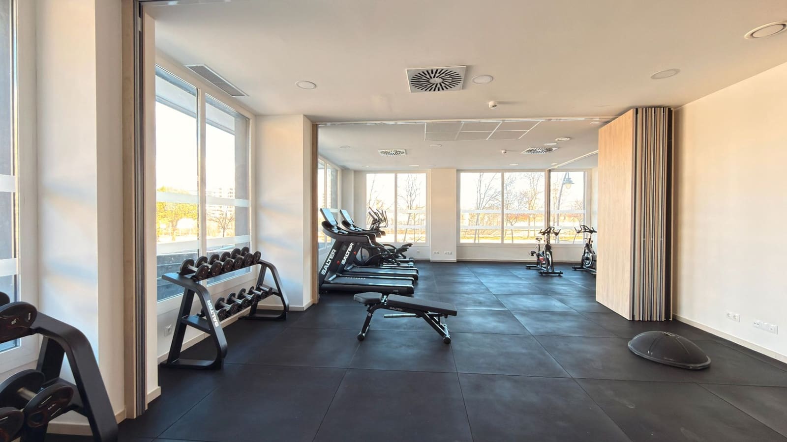 Appartement de 1 chambre à louer à Tres Cantos avec piscine garage - 1 350 € (Ref: 9691559)