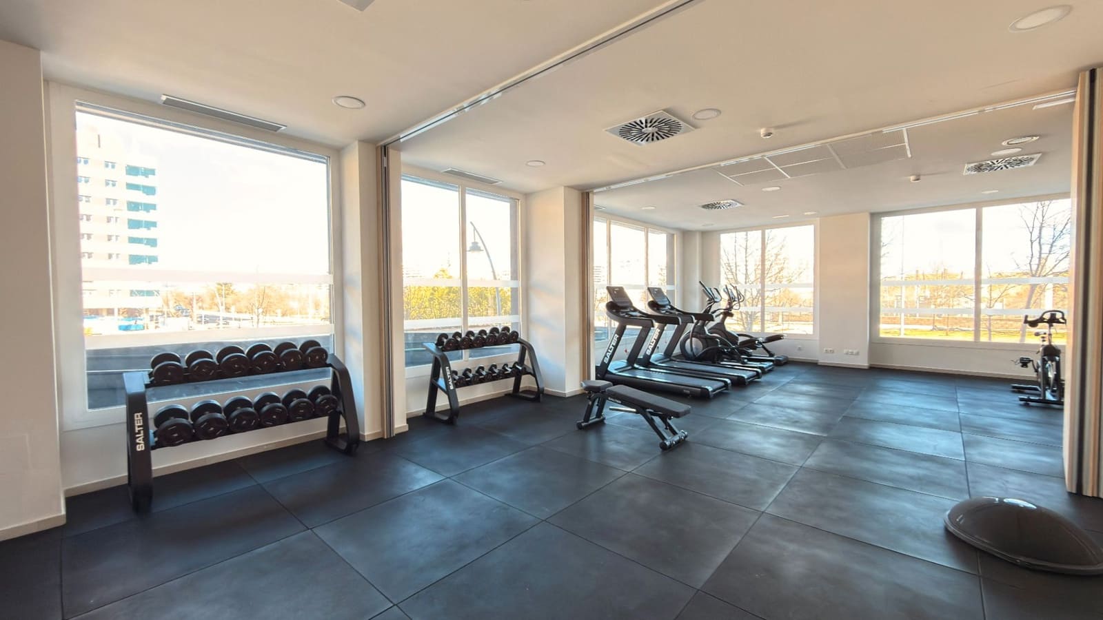 Appartement de 1 chambre à louer à Tres Cantos avec piscine garage - 1 350 € (Ref: 9691559)