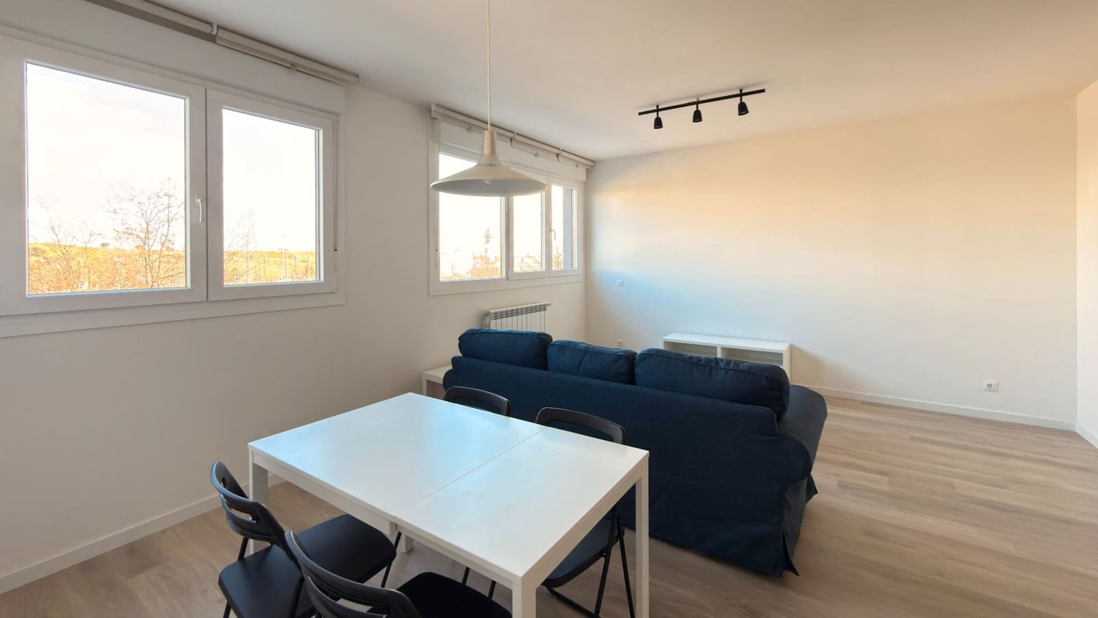 Appartement de 1 chambre à louer à Tres Cantos avec piscine garage - 1 350 € (Ref: 9691559)