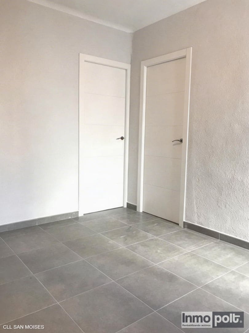 2 slaapkamer Flat te koop in Madrid stad - € 210.000 (Ref: 9691560)