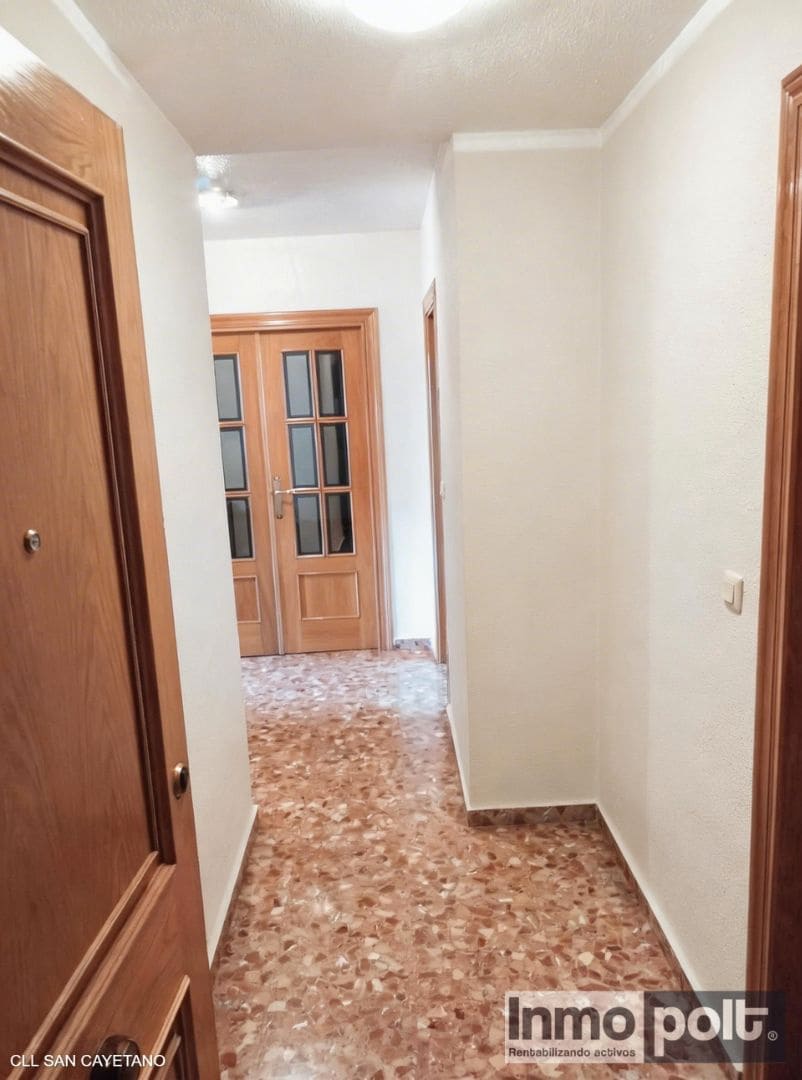 4 bedroom Flat for sale in Torre-Pacheco - € 120,000 (Ref: 9691562)