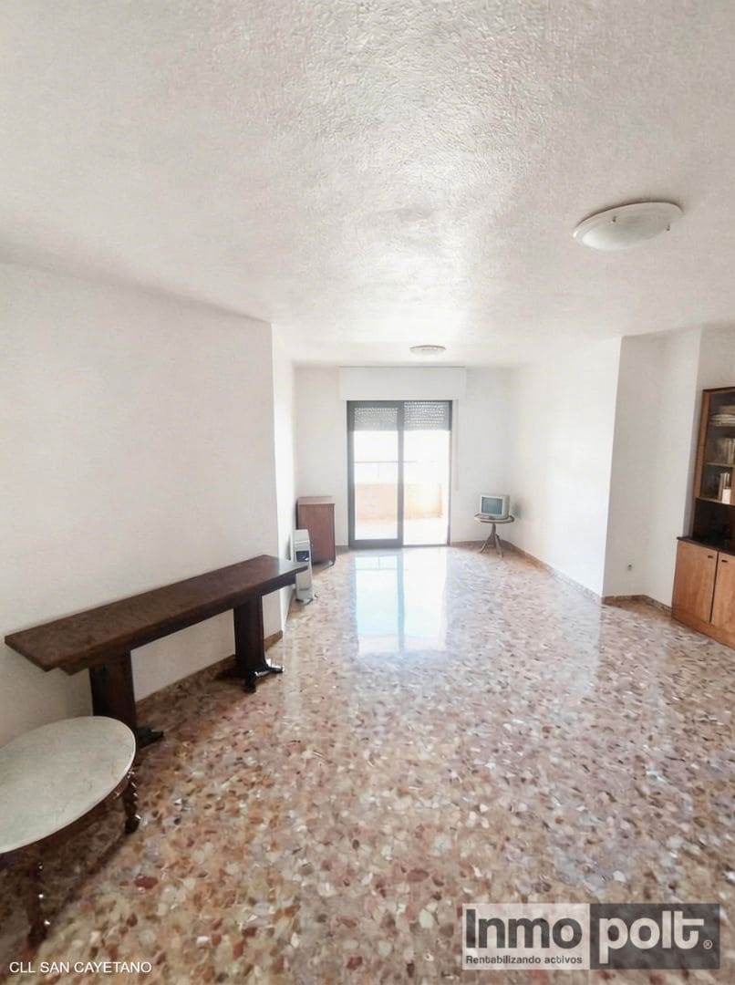 4 bedroom Flat for sale in Torre-Pacheco - € 120,000 (Ref: 9691562)