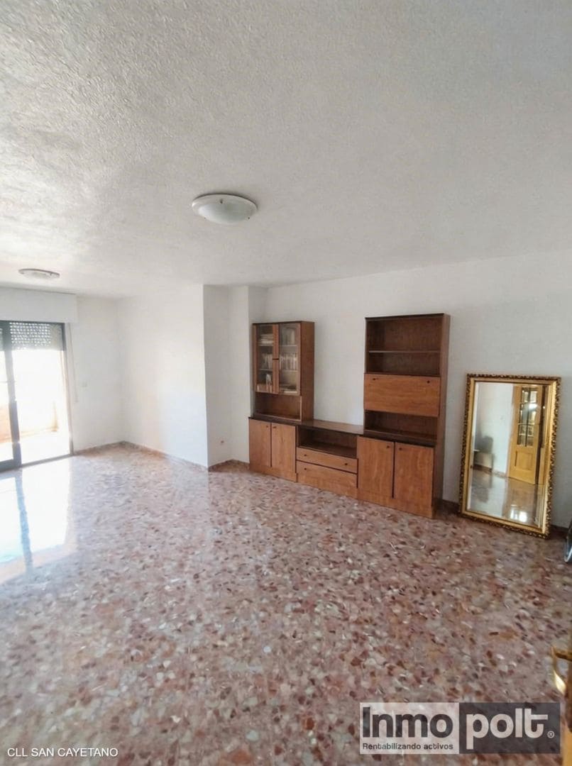 4 bedroom Flat for sale in Torre-Pacheco - € 120,000 (Ref: 9691562)