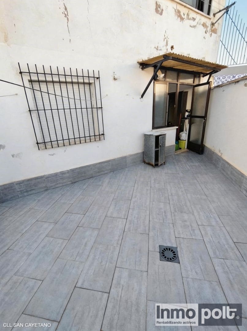 4 bedroom Flat for sale in Torre-Pacheco - € 120,000 (Ref: 9691562)