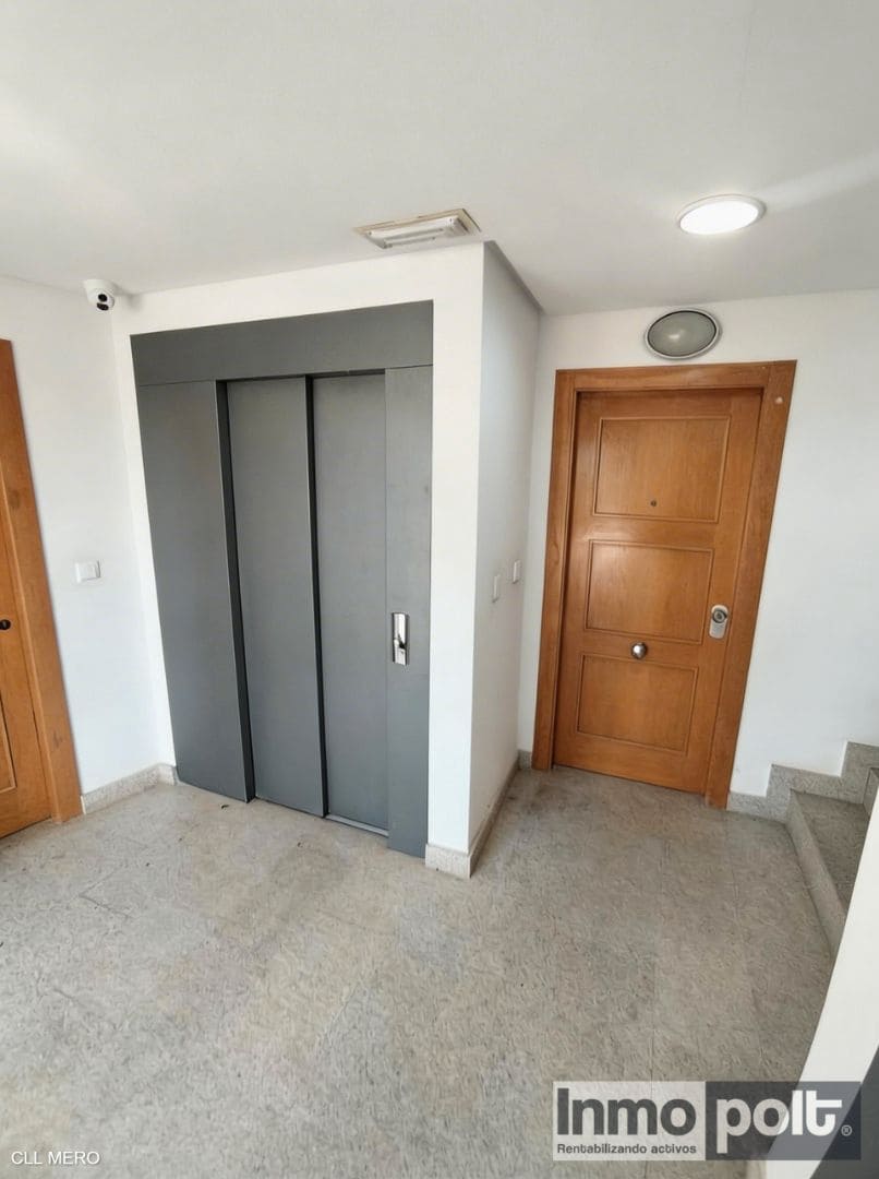 2 bedroom Flat for rent in Roldan with pool garage - € 690 (Ref: 9697887)