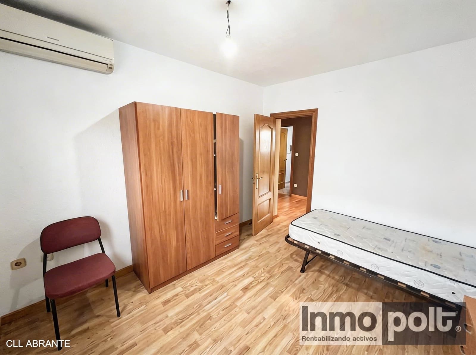 3 slaapkamer Flat te koop in Madrid stad - € 260.000 (Ref: 9715398)