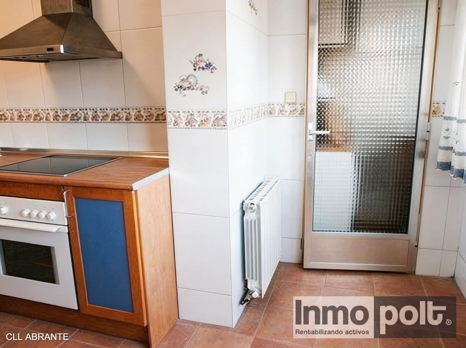 3 slaapkamer Flat te koop in Madrid stad - € 260.000 (Ref: 9715398)