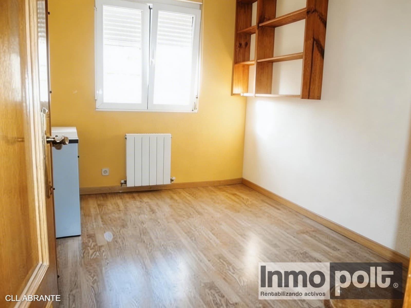 3 slaapkamer Flat te koop in Madrid stad - € 260.000 (Ref: 9715398)