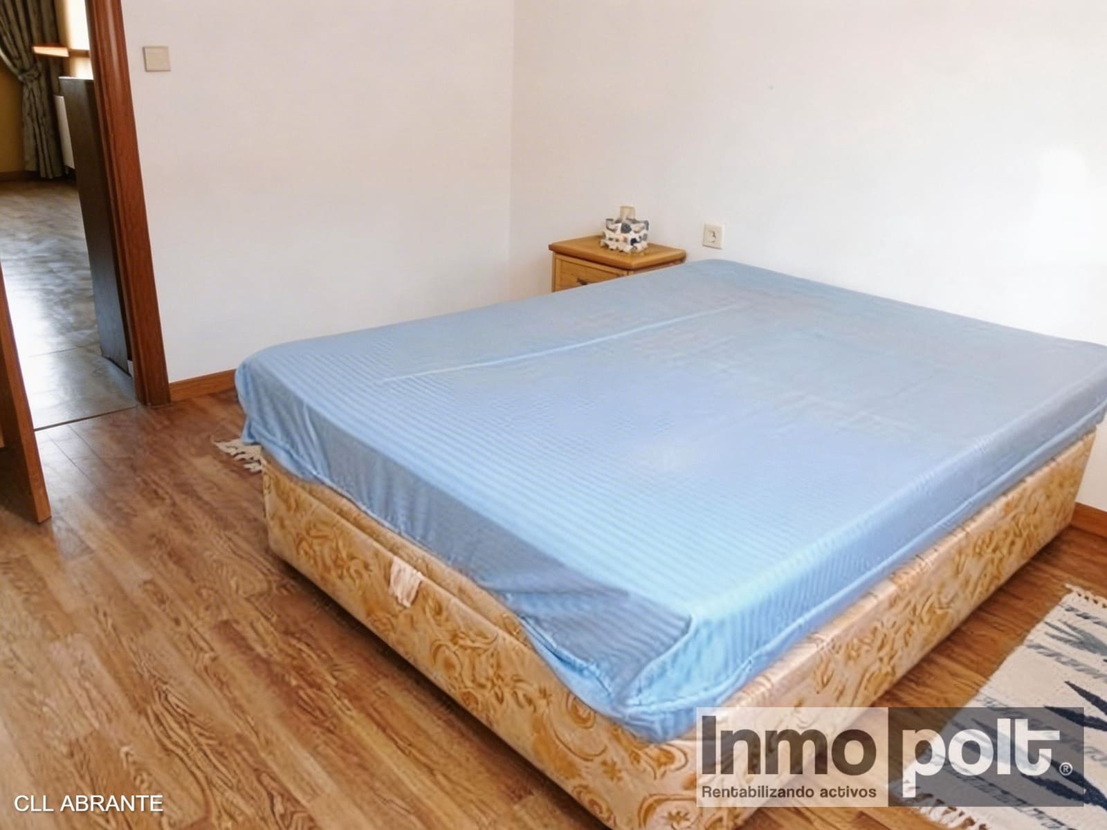 3 slaapkamer Flat te koop in Madrid stad - € 260.000 (Ref: 9715398)