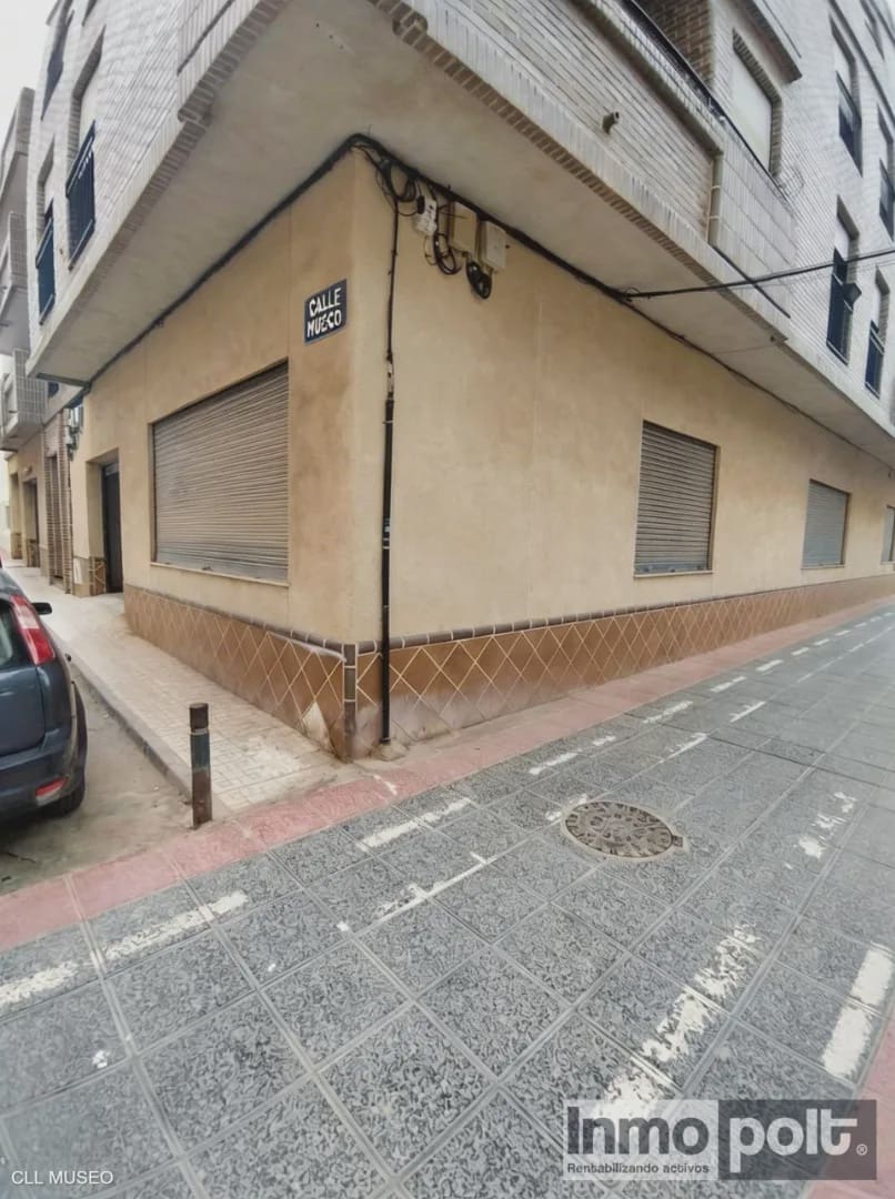 Commercial for sale in Torre-Pacheco - € 206,000 (Ref: 9716484)