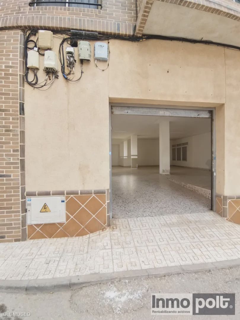 Commercial for sale in Torre-Pacheco - € 206,000 (Ref: 9716484)