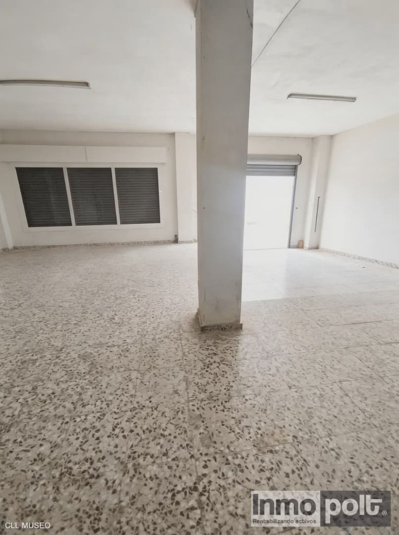 Commercial for sale in Torre-Pacheco - € 206,000 (Ref: 9716484)