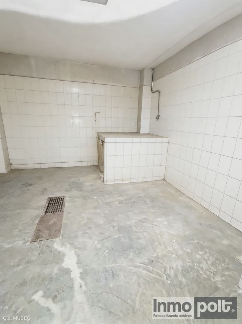 Commercial for sale in Torre-Pacheco - € 206,000 (Ref: 9716484)