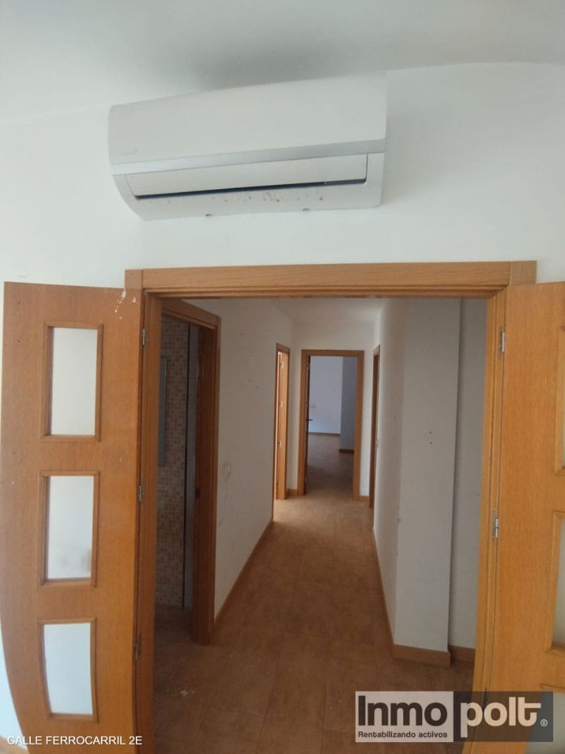 3 bedroom Flat for rent in Malagon - € 450 (Ref: 9719123)