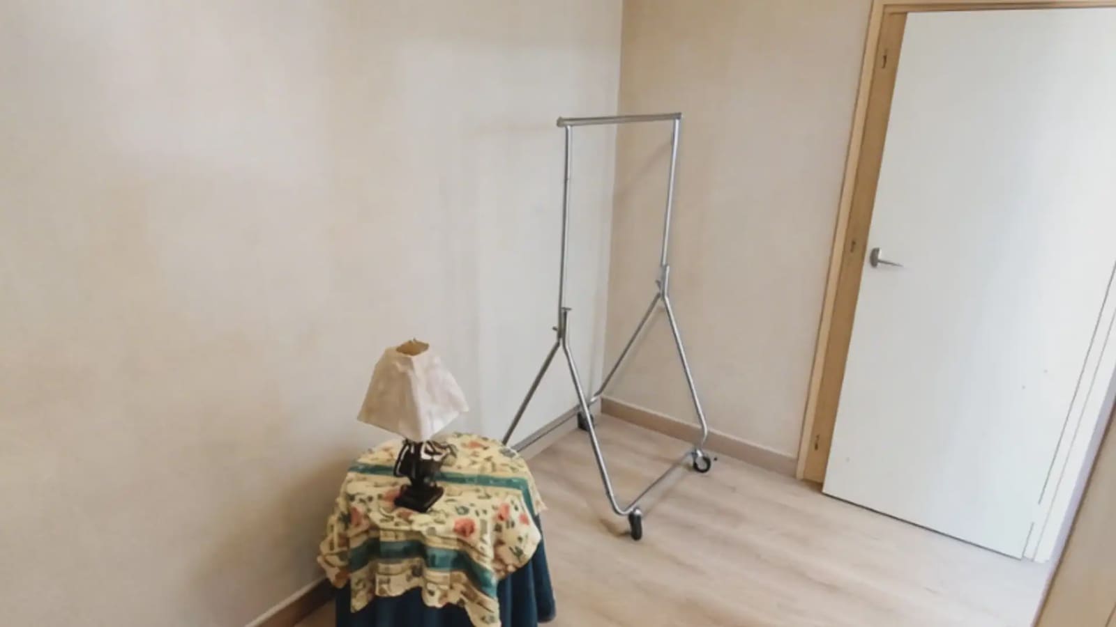 3 bedroom Flat for rent in Murcia city - € 700 (Ref: 9733815)