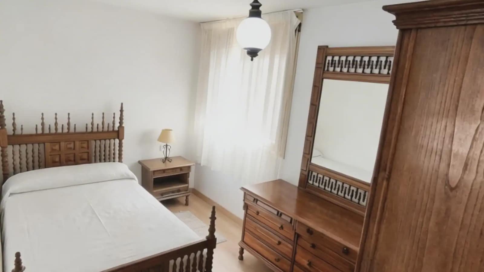 3 bedroom Flat for rent in Murcia city - € 700 (Ref: 9733815)