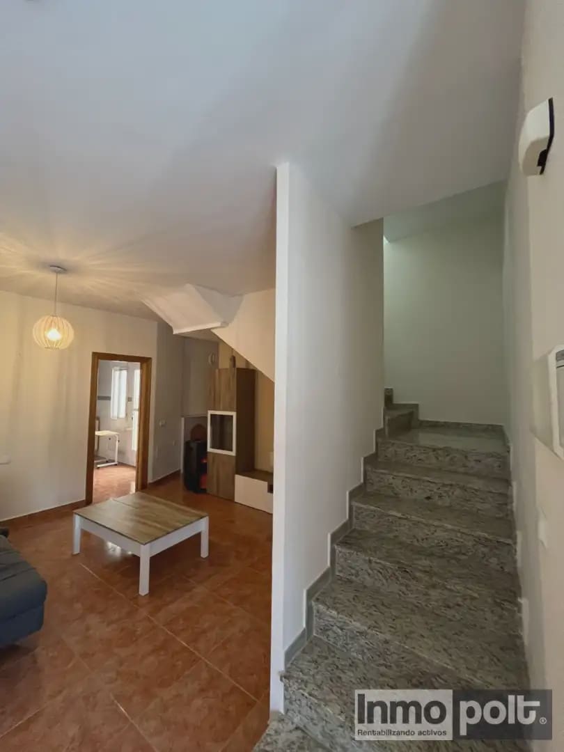 4 bedroom Villa for rent in Torre-Pacheco - € 800 (Ref: 9780030)