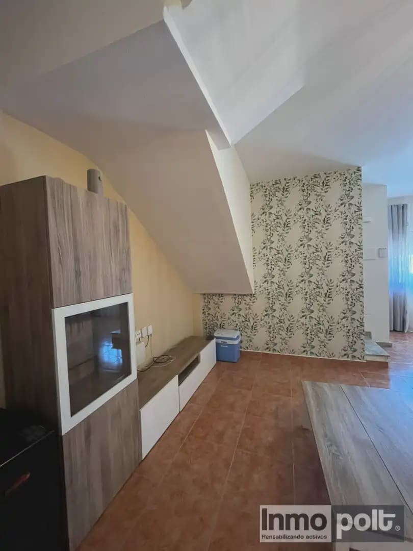 4 bedroom Villa for rent in Torre-Pacheco - € 800 (Ref: 9780030)