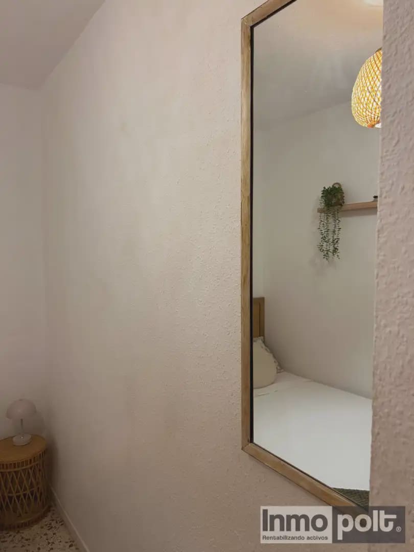 2 slaapkamer Strandappartement te huur in Torrevieja - € 750 (Ref: 9786782)