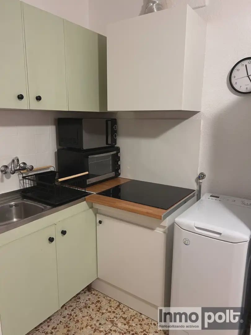 2 slaapkamer Strandappartement te huur in Torrevieja - € 750 (Ref: 9786782)