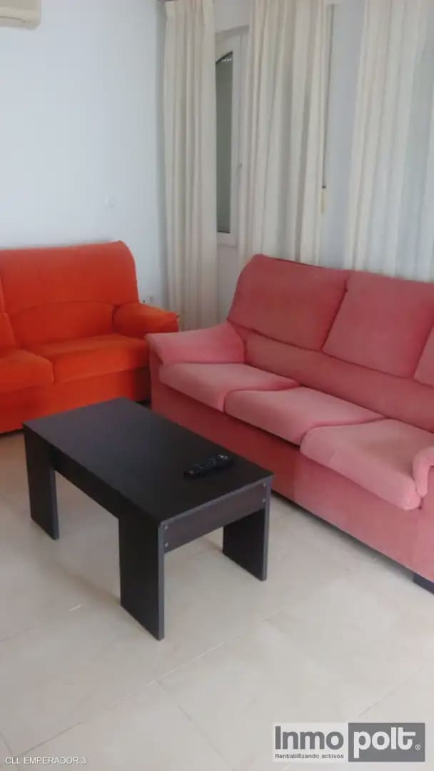 Piso de 2 habitaciones en La Torre Golf Resort en alquiler con piscina garaje - 620 € (Ref: 9814652)