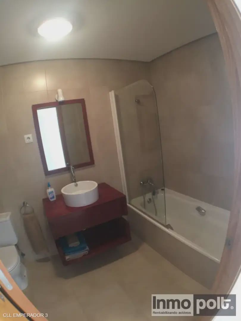 Piso de 2 habitaciones en La Torre Golf Resort en alquiler con piscina garaje - 620 € (Ref: 9814652)
