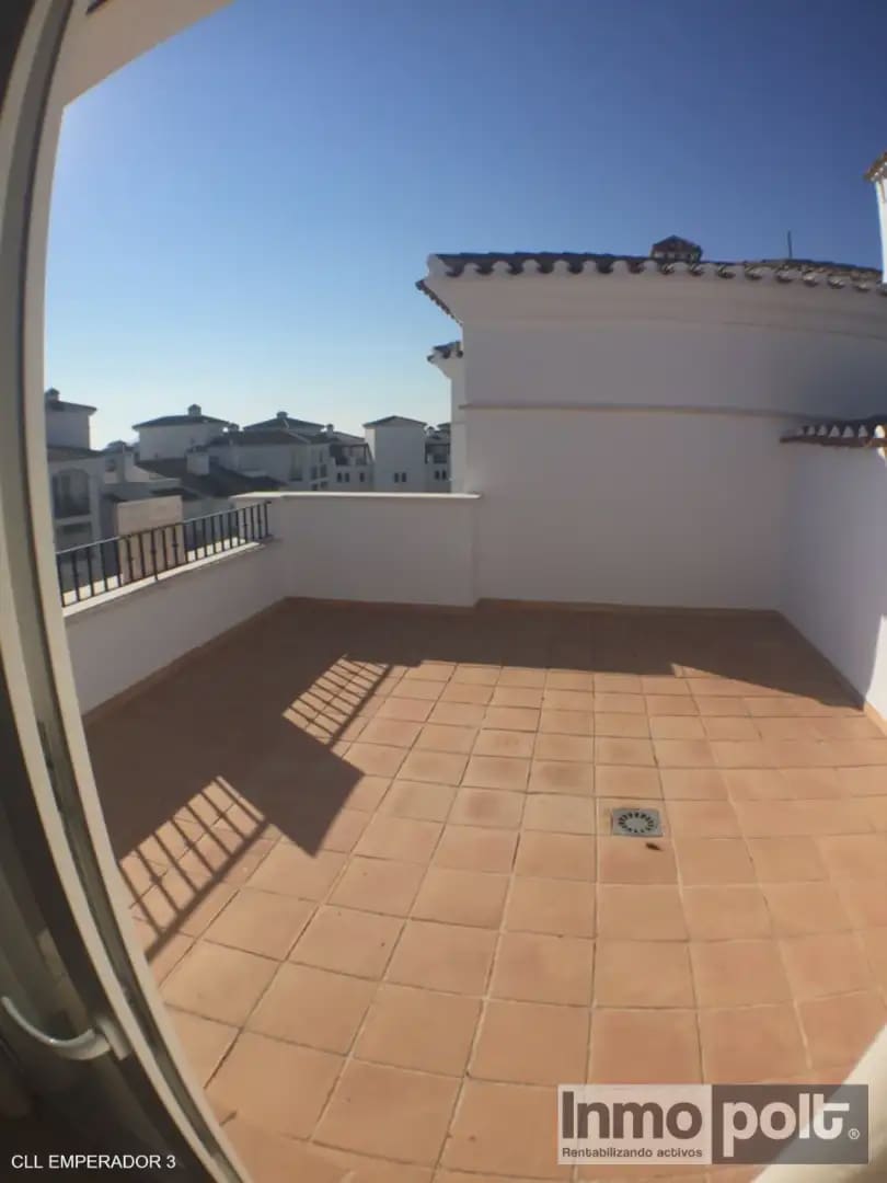 Piso de 2 habitaciones en La Torre Golf Resort en alquiler con piscina garaje - 620 € (Ref: 9814652)