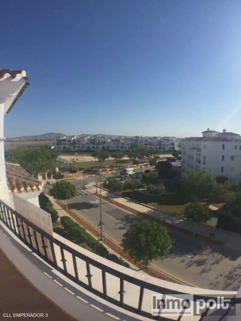 Piso de 2 habitaciones en La Torre Golf Resort en alquiler con piscina garaje - 620 € (Ref: 9814652)