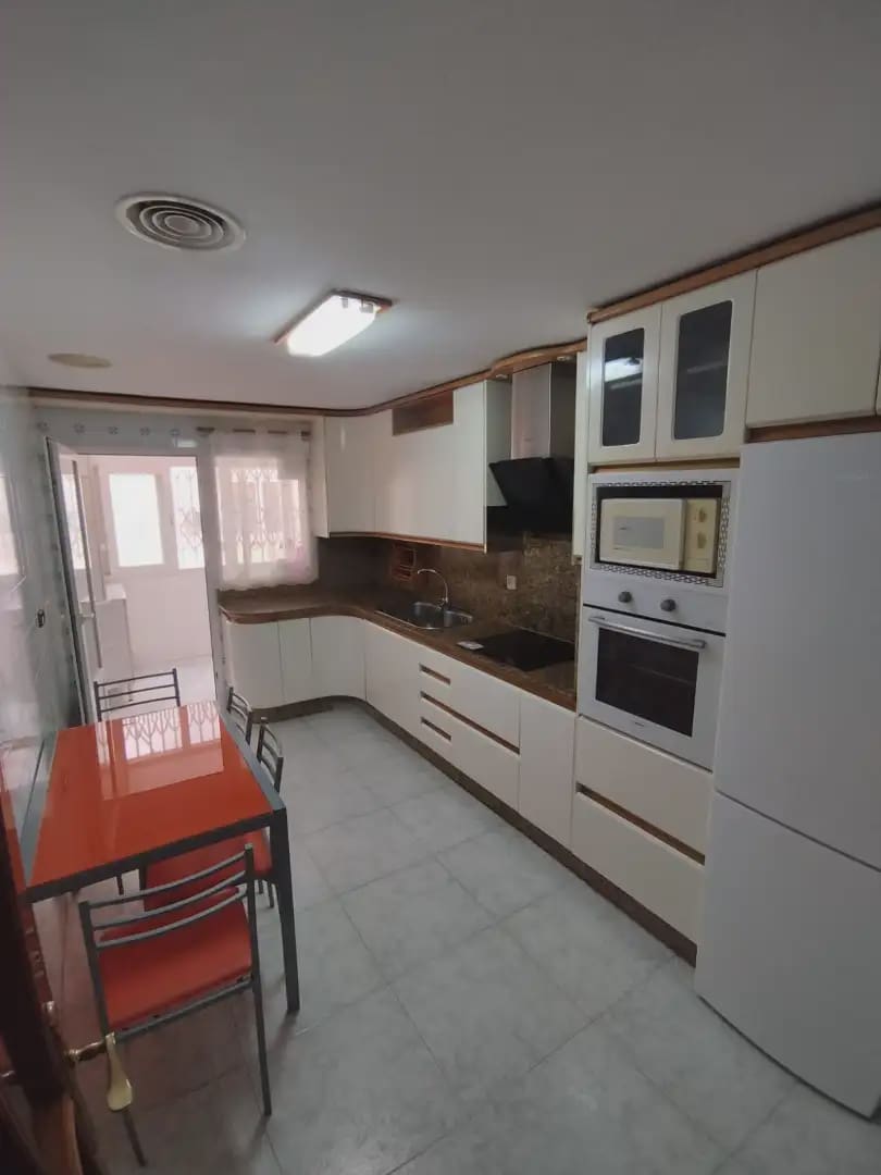 Piso de 3 habitaciones en Torre-Pacheco en alquiler con garaje - 730 € (Ref: 9814774)