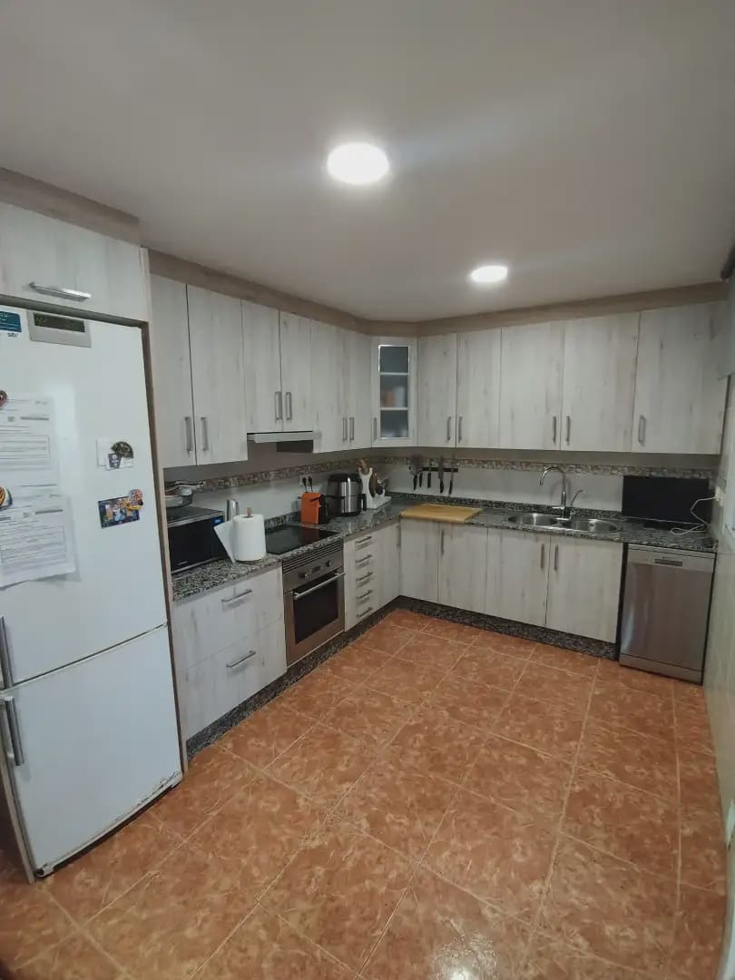 4 bedroom Flat for sale in Torre-Pacheco - € 140,000 (Ref: 9816560)